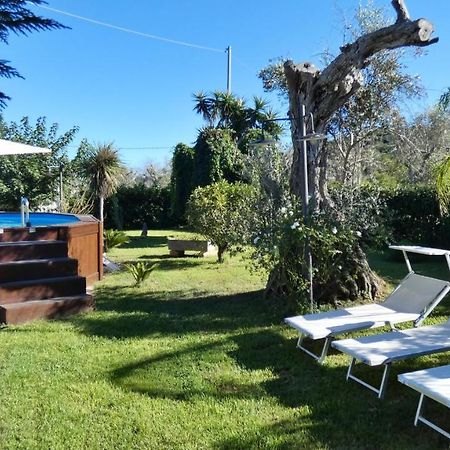 Villa Piana - Con Piscina E Giardino Privato Nel Salento Tricase Eksteriør billede