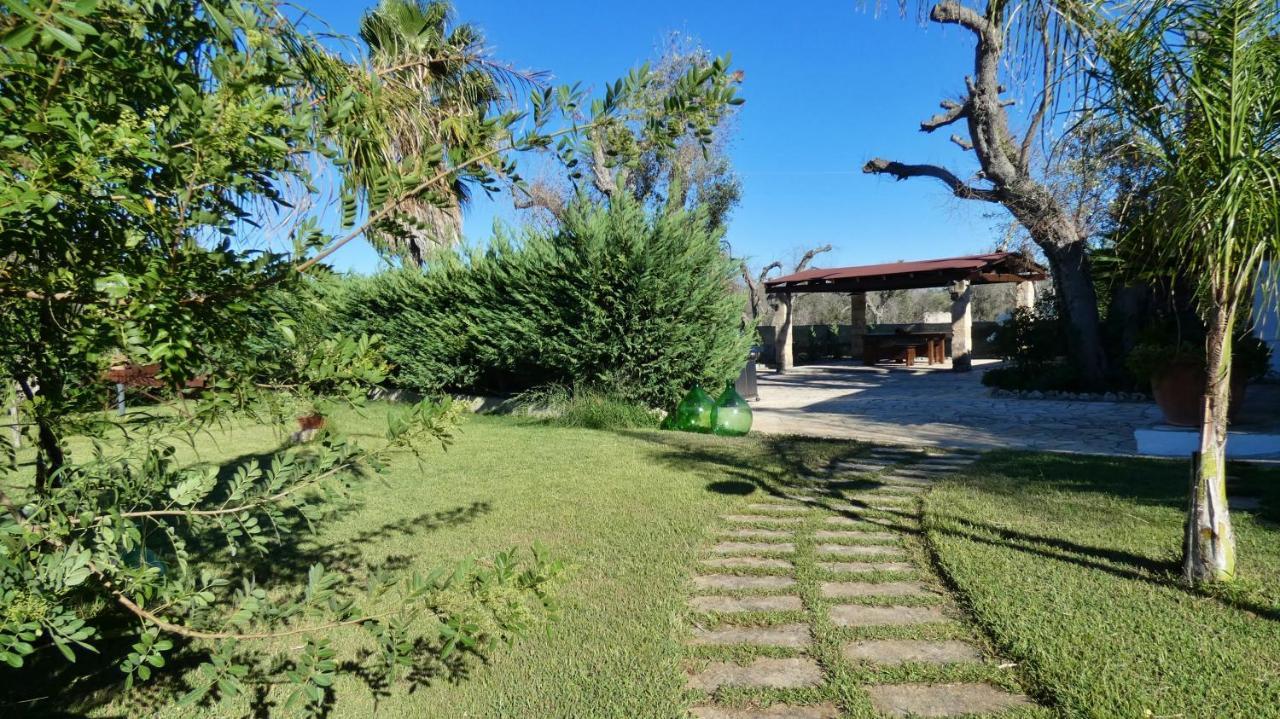 Villa Piana - Con Piscina E Giardino Privato Nel Salento Tricase Eksteriør billede